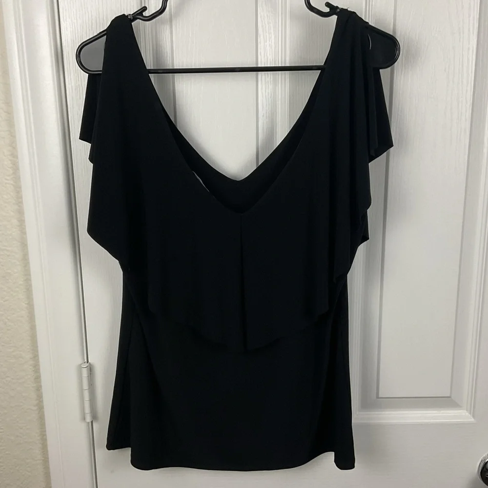 Pre-Owned White House Black Market Black Sleeveless Top with Ruffles, Size M
